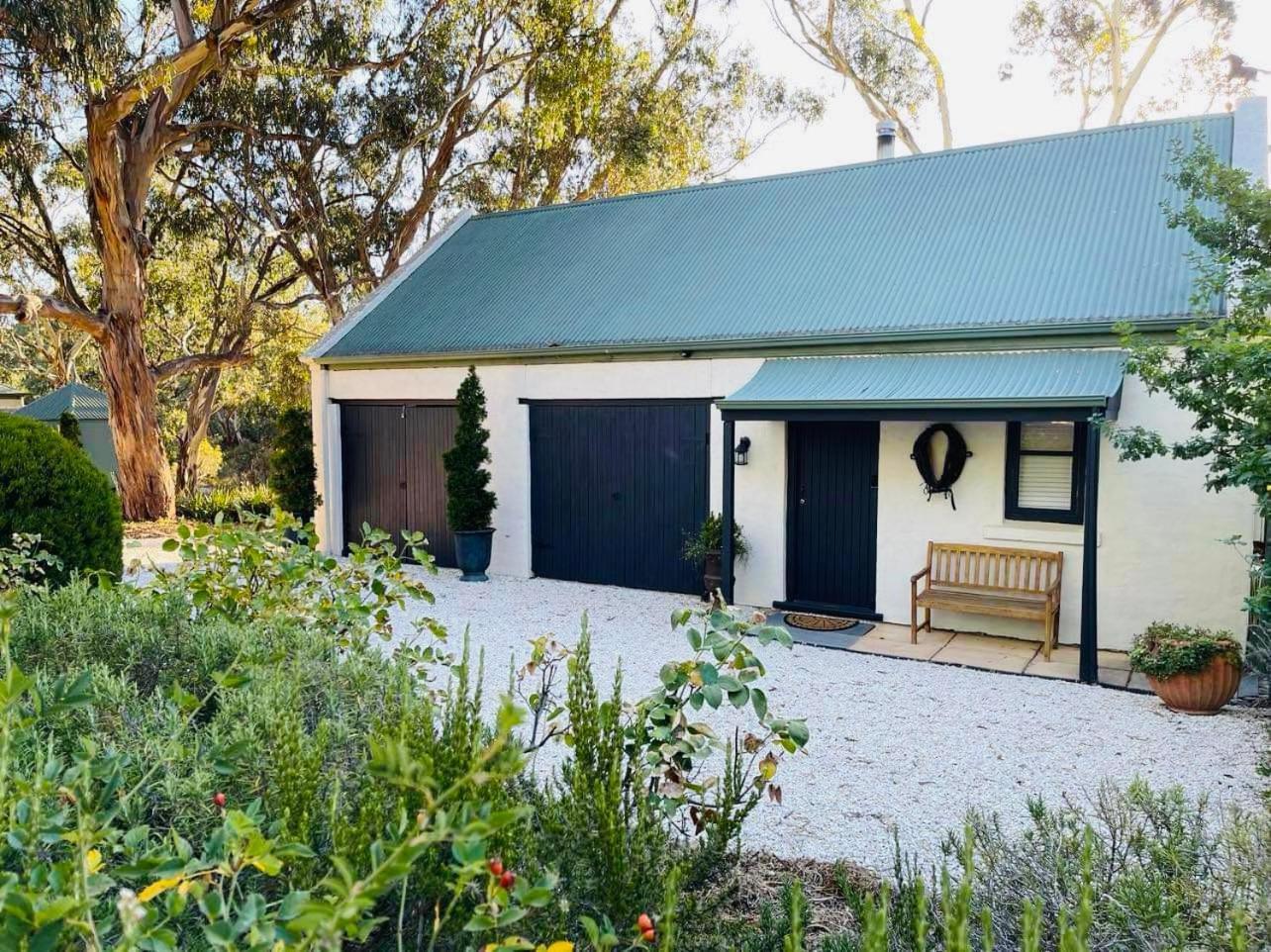 St Helen'S Cottages Clare Exterior photo