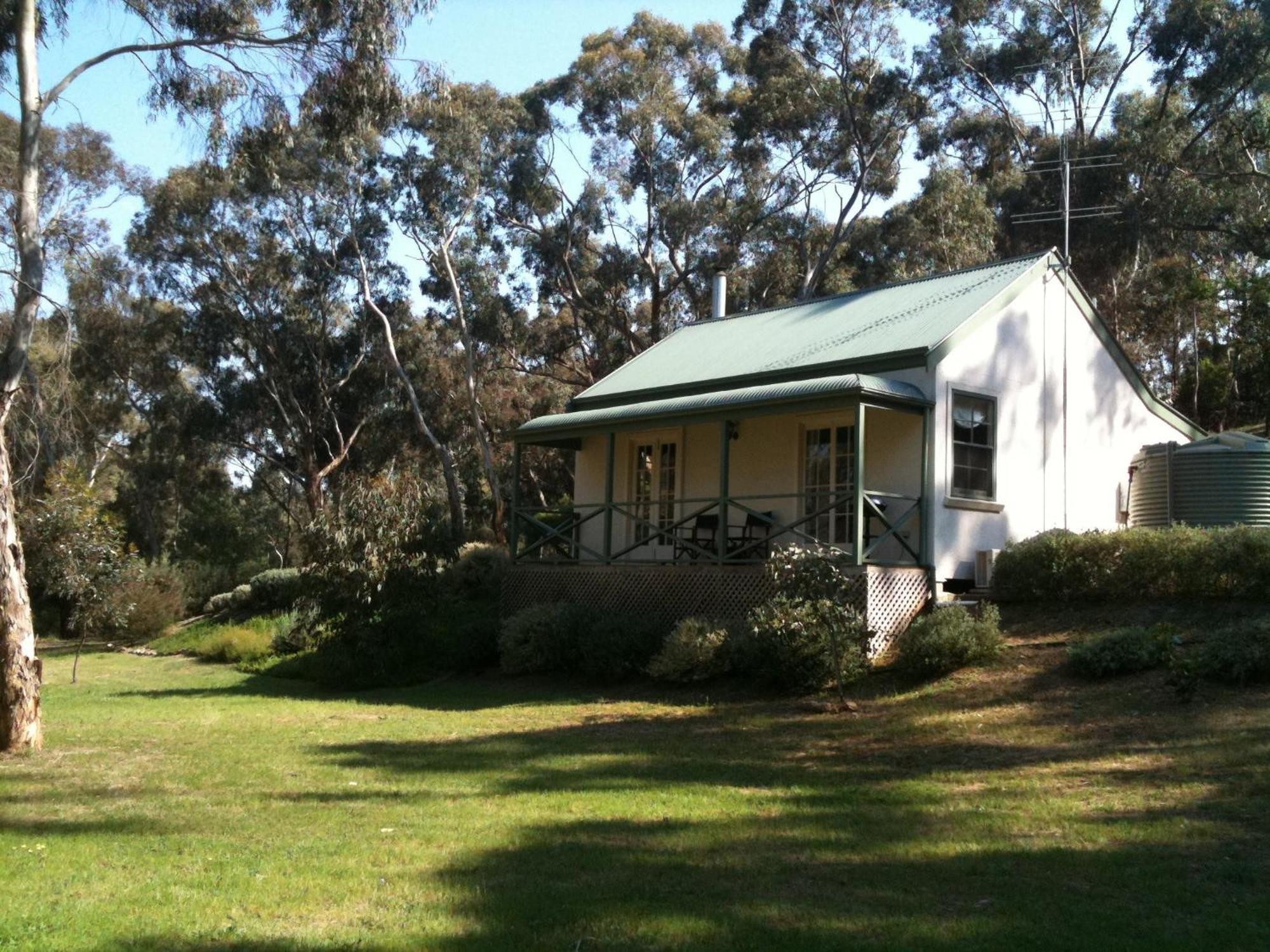 St Helen'S Cottages Clare Exterior photo